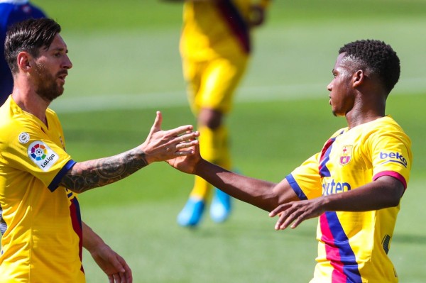 Barcelona se impone por 5-0 al Alavés. (Fotos: Twitter @Barcelona_es)