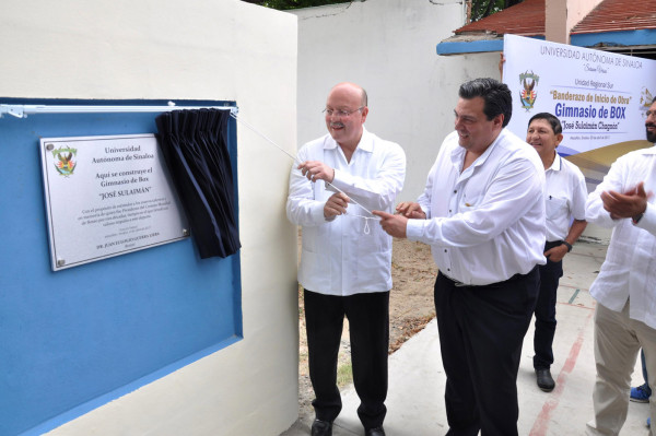 Dan banderazo en Mazatlán para gimnasio 'José Sulaimán'