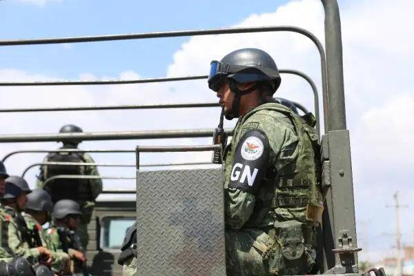 Diversas organizaciones advirtien que la aprobación de leyes en materia de seguridad e inteligencia abre la puerta a vigilancia estatal sin salvaguardas.
