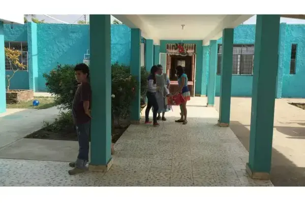 Este centro de acogida fraternal está ubicado sobre la carretera internacional México 15, en El Venadillo.
