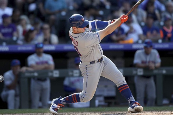 Pete Alonso es el segundo novato en la historia con 50 jonrones