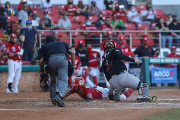 Venados de Mazatlán despeja un poco el panorama y vence 7-2 a Naranjeros de Hermosillo