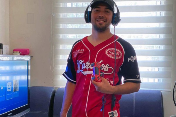 Tito Valenzuela avanza a la siguiente fase del eDerby LMB 2020