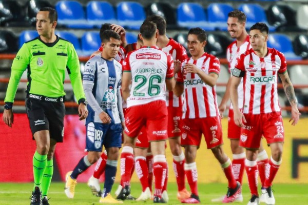 Necaxa logró un agónico triunfo en Pachuca ante Tuzos.