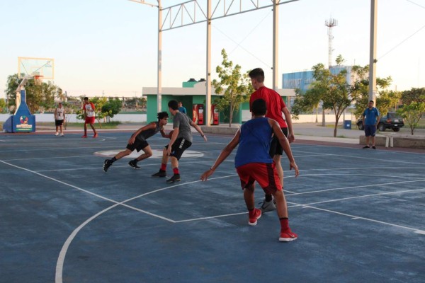 Basquetbolistas del Deportivo Benito Juárez ganan subcampeonato en Nacional de Invitación Sub 16