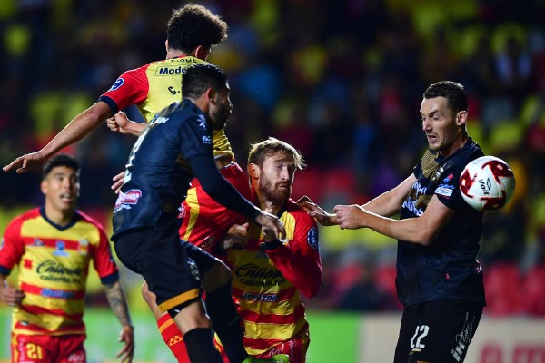 Morelia en penaltis elimina a Cafetaleros en la Copa MX