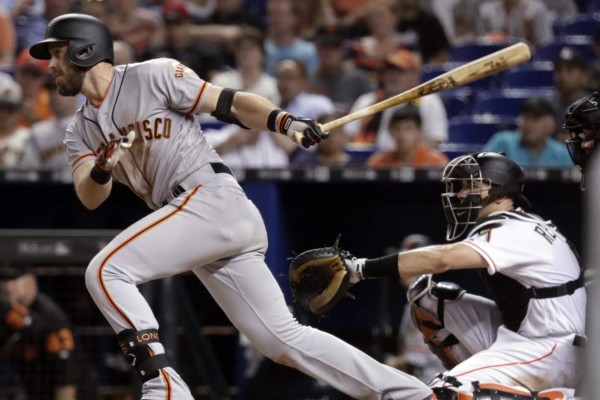 Evan Longoria será operado de la mano izquierda