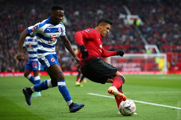 Manchester United sortea sin contratiempos la cuarta ronda de la FA Cup