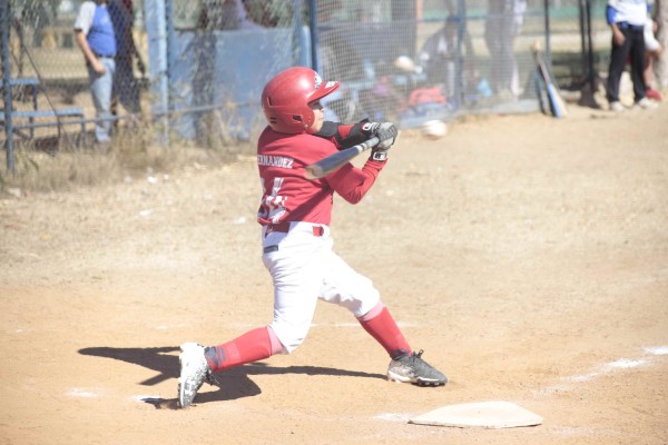 Duelo entre Liga Mazatlán y Liga Chololos.