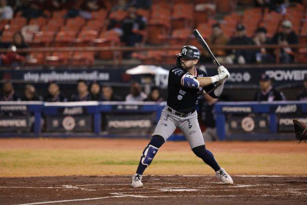 $!Sultanes celebra Navidad con victoria en patio ajeno