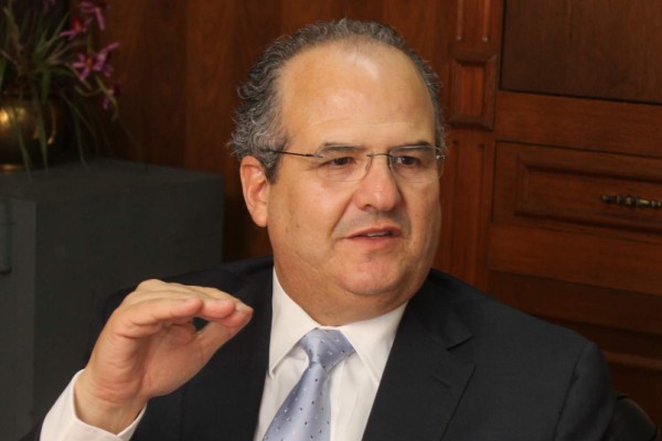 Armando Villarreal libró por completo la orden de aprehensión, juez da suspensión definitiva