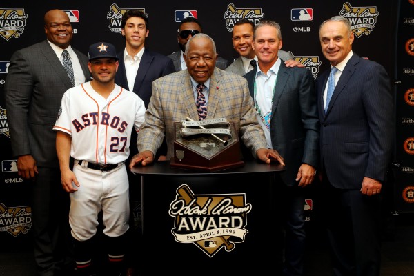Hank Aaron fue de los peloteros más respetados, aún después de su retiro.