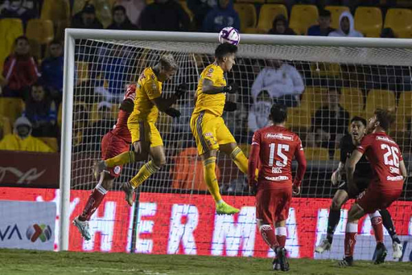 Tigres vence al Toluca.