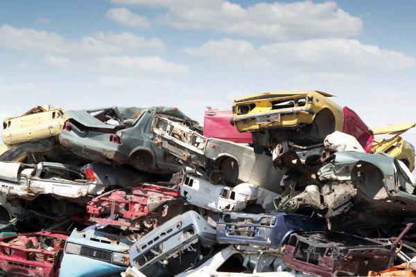 Entra en vigor en Sinaloa la baja definitiva gratuita para autos que ya no pueden circular