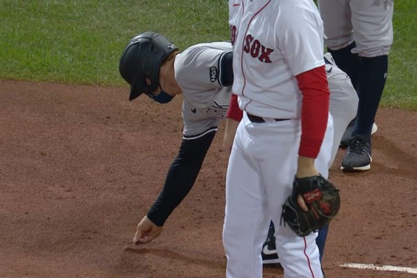 Clint Frazier salva insecto antes de pegar jonrón por Yanquis