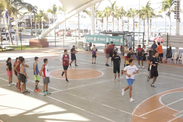 Alrededor de 40 jugadores acudieron al llamado del try out.