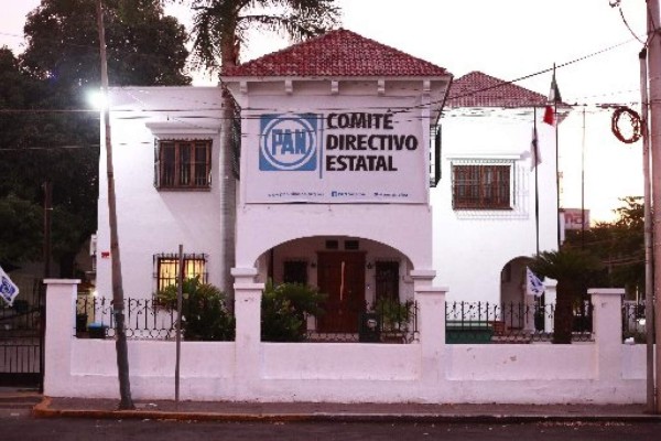 En Sinaloa el PAN aún no toca fondo y ahora… ¡puede perder el registro!