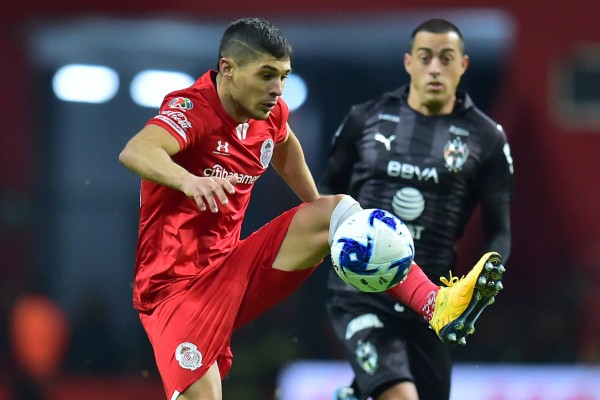 Toluca derrota por 2-0 a Rayados de Monterrey.