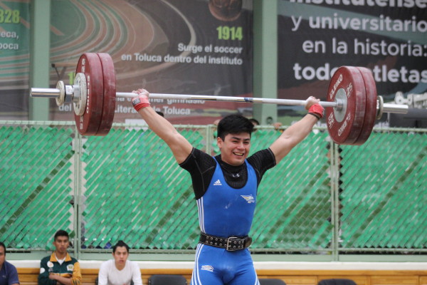 Jorge Adán Cárdenas, preseleccionado nacional de halterofilia.