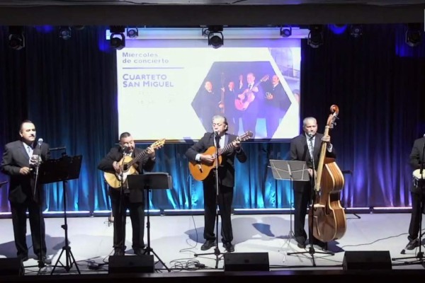 Renuevan el romance de Los Panchos en los Miércoles de Concierto de la UAS