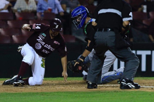 Charros viene de atrás y le roba la victoria a Tomateros de Culiacán