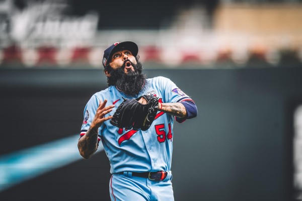 Sergio Romo logra el salvamento. Foto: Twitter @Twins