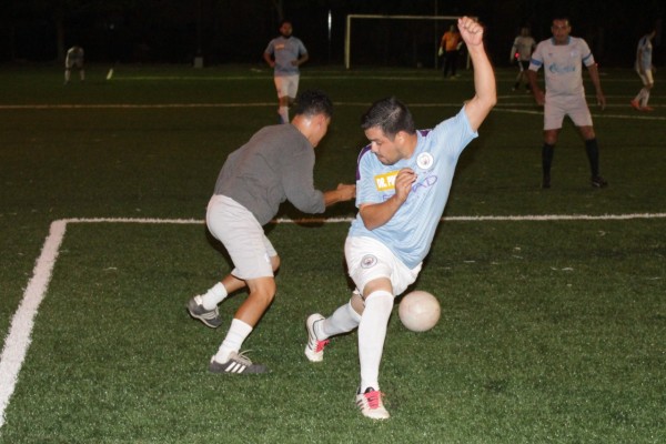Datemex lleva buen paso en el torneo.