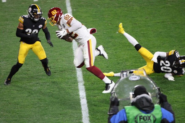 Los Steelers no pudieron con la defensa de Washington.