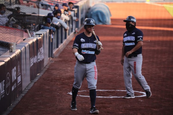 La ofensiva de Algodoneros se despachó con 22 imparables ante Sultanes.