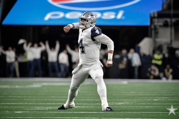 Dak Prescott fue nominado al Premio Walter Payton Man of the Year.