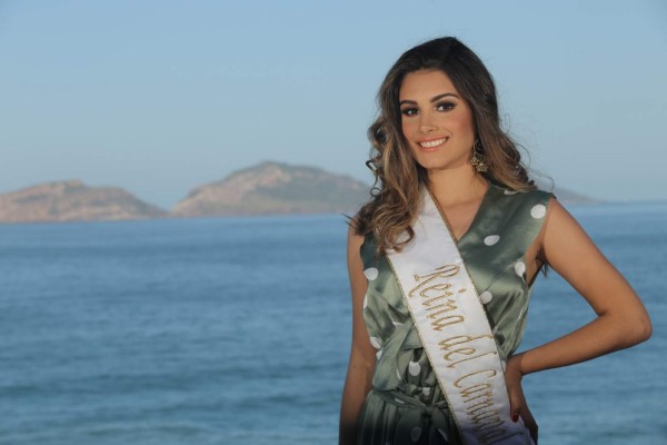Libia Gavica Farriols, Reina del Carnaval de Mazatlán y heredera de una dinastía
