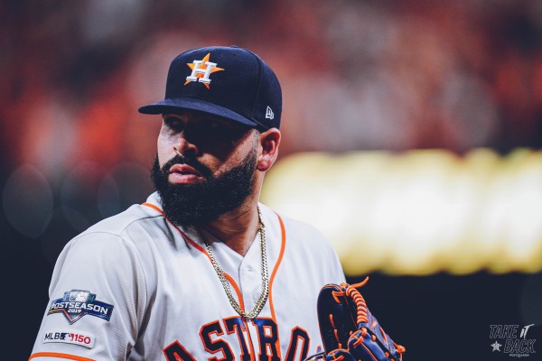 El mazatleco José Luis Urquidy lanzó 2.2 entradas por Astros. (Foto: Twitter @astros)