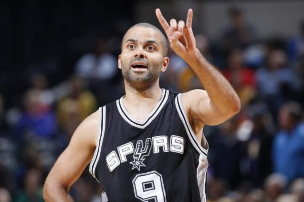 Tony Parker se va a Hornets.