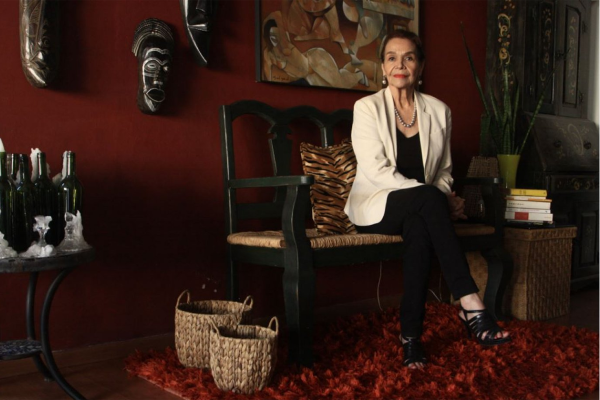 Inga Pauwells fue actriz, directora y maestra de teatro, además de narradora. Descanse en paz.