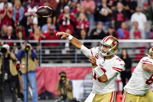 San Francisco conserva su invicto en Arizona