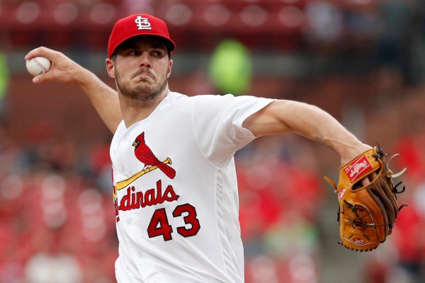 Cardenales se llevan la serie aplastando a Gigantes