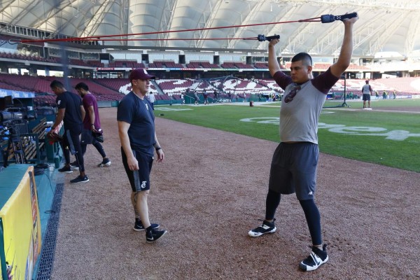 Tomateros y Yaquis se miden en serie de alto nivel