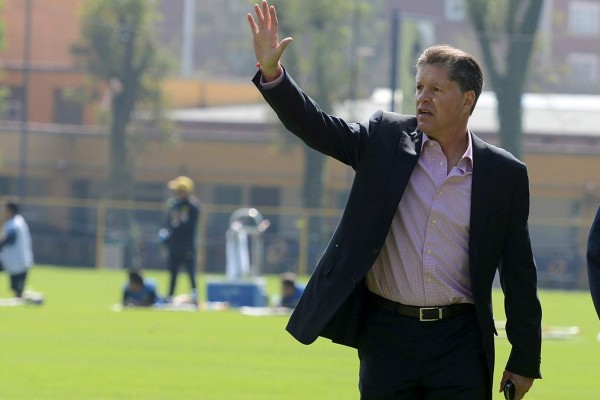 Llega Ricardo Peláez a Cruz Azul