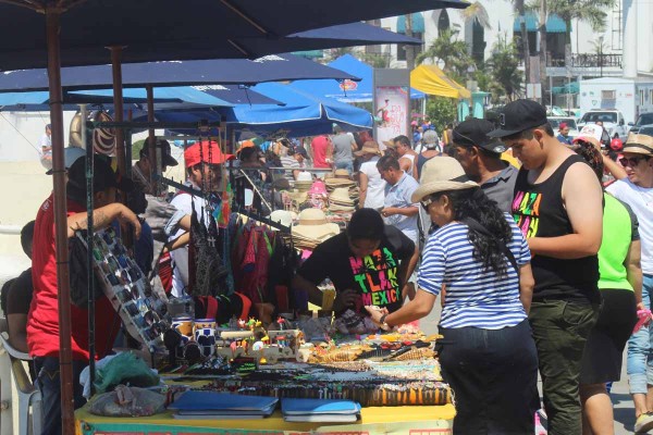 Las ventas del comercio ambulante no fueron las ideales, indicaron.