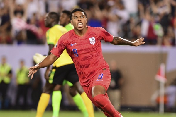 Weston McKennie marcó el primer gol de Estados Unidos.