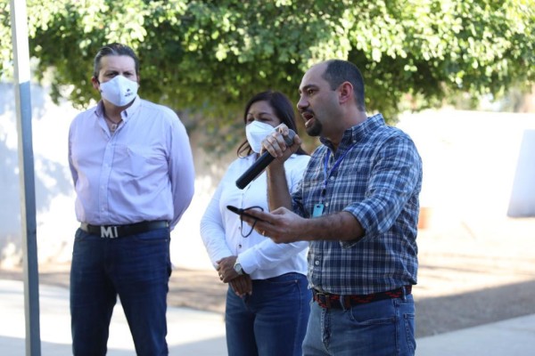 Se suma Carlos Castaños al comité de campaña de Mario Zamora