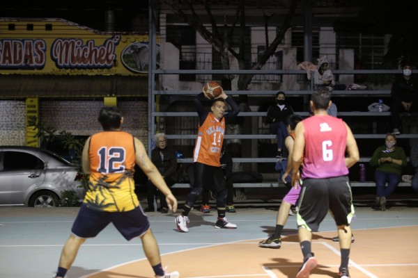 Powerade impone fortaleza en el Torneo de Baloncesto de Segunda Fuerza