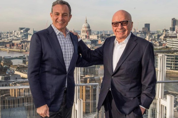 Robert Iger y Rupert Murdoch.