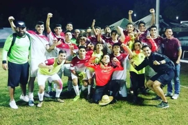 Camaroneros de Escuinapa suma 31 puntos.