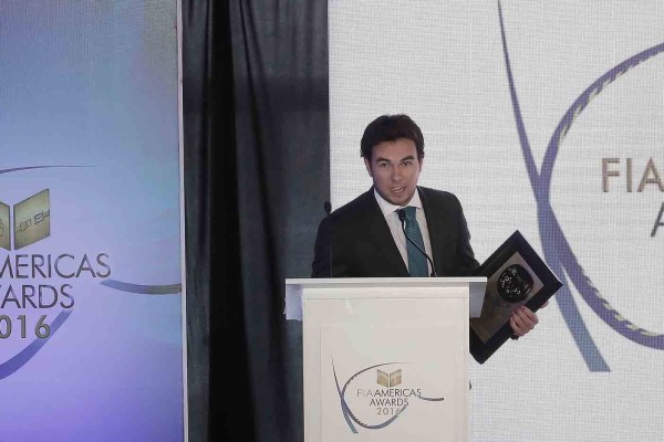 ‘Checo’ Pérez, mejor piloto del continente: FIA