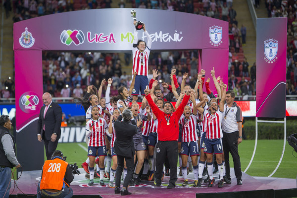 ¡Chivas del Guadalajara y la sinaloense Blanca Félix son las campeonas!