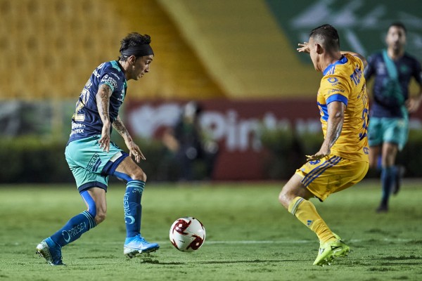 Sin mucho lucimiento en el terreno de juego, Tigres doblegó a un impetuoso Puebla.