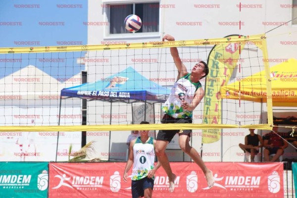 Se viven grandes duelos en la Copa Pacífico de voleibol de playa