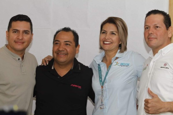 En rueda de prensa se dan detalles del evento.