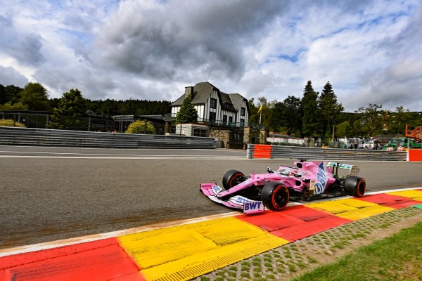 El mexicano Sergio Pérez tuvo una buena sesión este viernes. Foto: Twitter @RacingPointF1